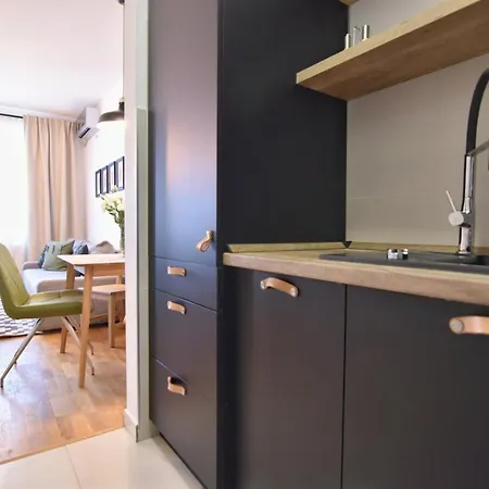 Regina With Free Parking * Újvidék