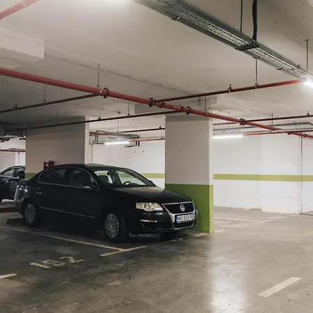 Regina With Free Parking 公寓