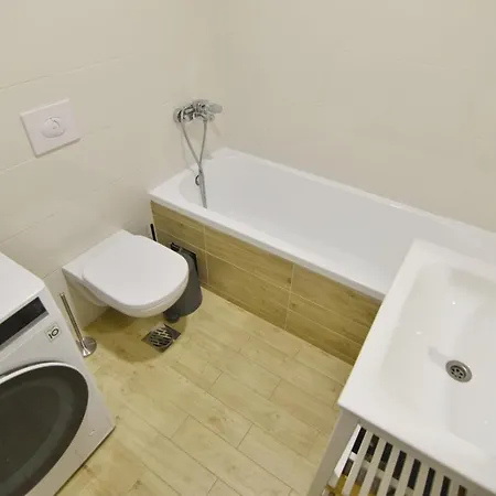 Regina With Free Parking * 诺威萨