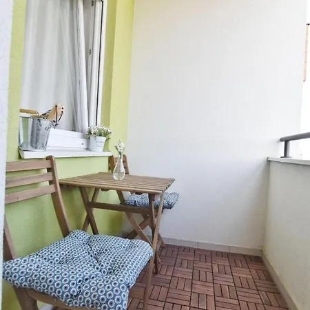 Regina With Free Parking 公寓